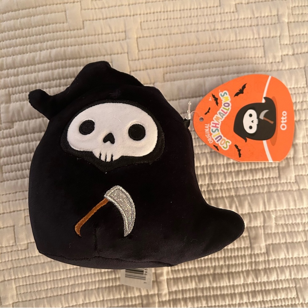 Squishmallows Otto 2023 Halloween 4.5” NWT